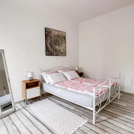 Lägenhet Main Square Pula