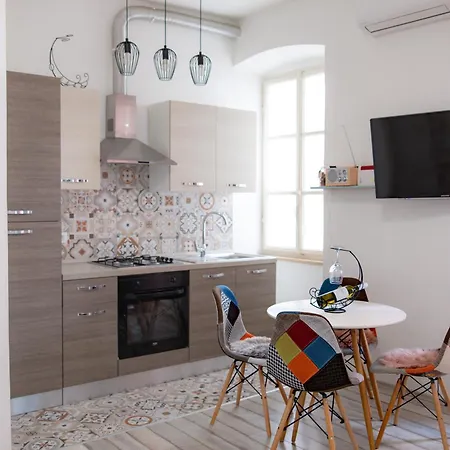 Lägenhet Main Square