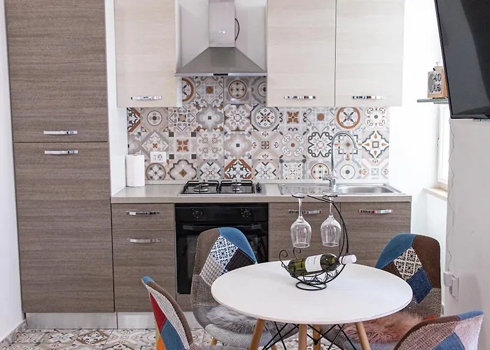 Main Square * 普拉